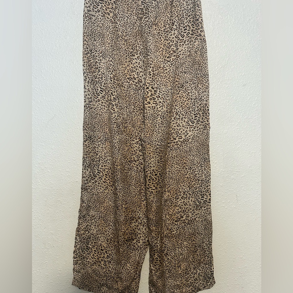 August silk 100% silk Leopard Print Pajama Set - Picture 5 of 13